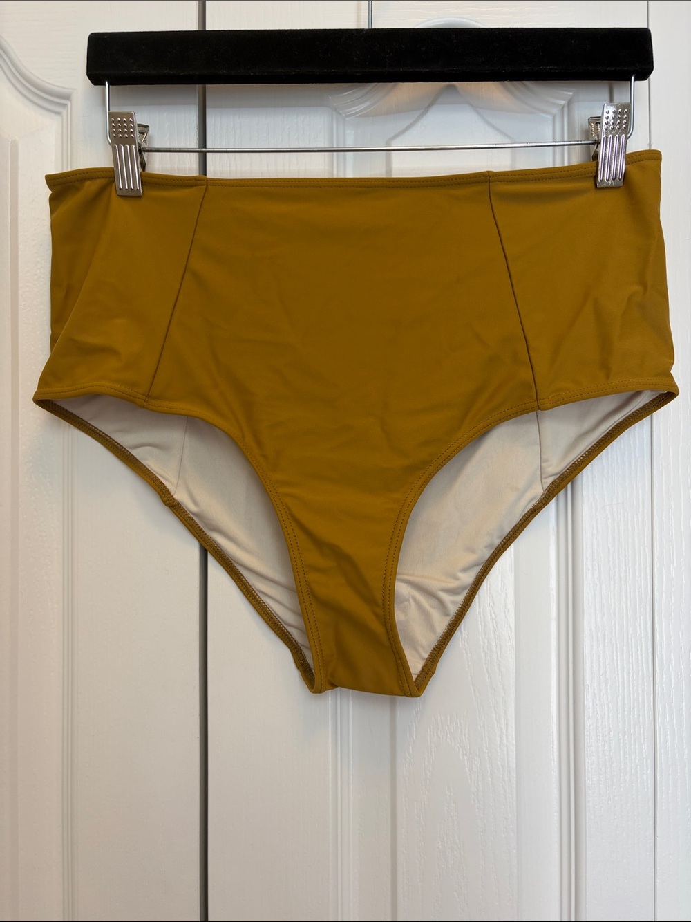 June Loop Swimwear High-Waisted Bikini Bottoms Mustard Yellow XL NWT
